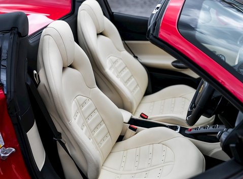 Ferrari 488 Spider 14