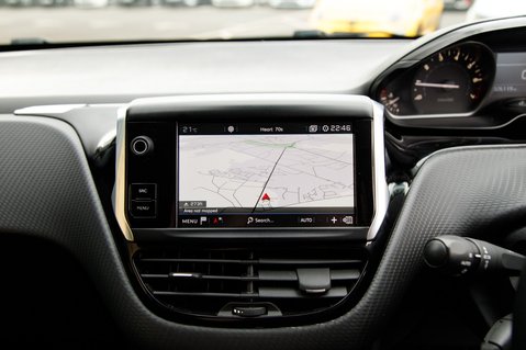 Peugeot 208 S/S TECH EDITION 32