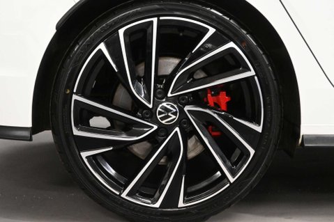 Volkswagen Golf 2.0 Golf Clubsport GTi TSi Semi-Auto 5dr 35