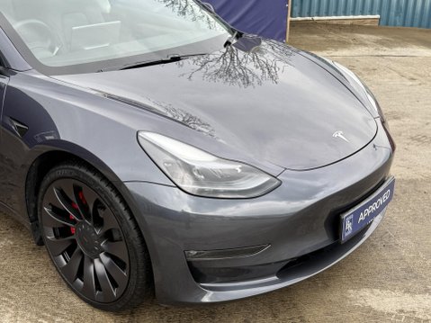 Tesla Model 3 (Dual Motor) Performance Saloon 4dr Electric Auto 4WDE (Performance Upgrade 13
