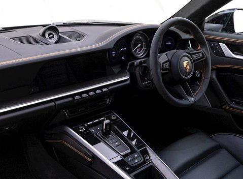 Porsche 911 (992) Turbo S 15