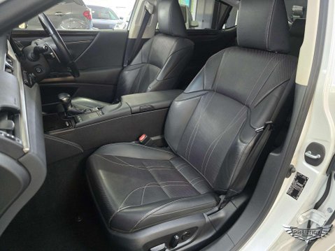 Lexus Es 2.5 300h Takumi E-CVT Euro 6 (s/s) 4dr 23
