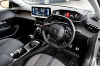 Peugeot 208 PURETECH ALLURE PREMIUM PLUS S/S 4