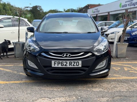 Hyundai i30 1.6 CRDi Blue Drive Style Tourer 5dr Diesel Manual Euro 5 (s/s) (128 ps) 2