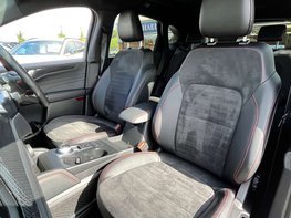 Ford Kuga 2.5 Kuga ST-Line X Edition HEV CVT 5dr 73