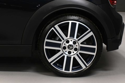 Mini Hatch 2.0 Cooper S Exclusive Auto 3dr 25