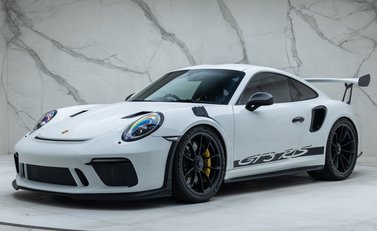 Porsche 911 GT3 RS (991.2) 1