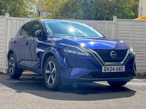Nissan Qashqai 1.3 DIG-T MHEV N-Connecta SUV 5dr Petrol Hybrid XTRON Euro 6 (s/s) (158 ps) 4