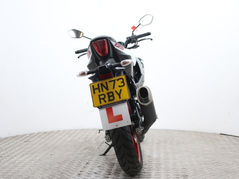Suzuki GSX-S125 GSXS 125 11