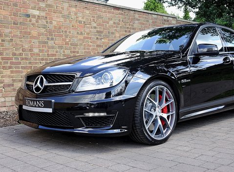 Mercedes-Benz C Class AMG Saloon Edition 507 10