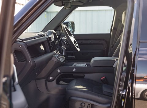 Land Rover Defender 110 V8 16