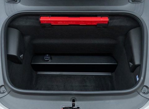 Porsche 911 GT2 RS (991) 51