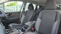 Nissan Qashqai 1.3 DIG-T Acenta Premium SUV 5dr Petrol DCT Auto Euro 6 (s/s) (160 ps) 32