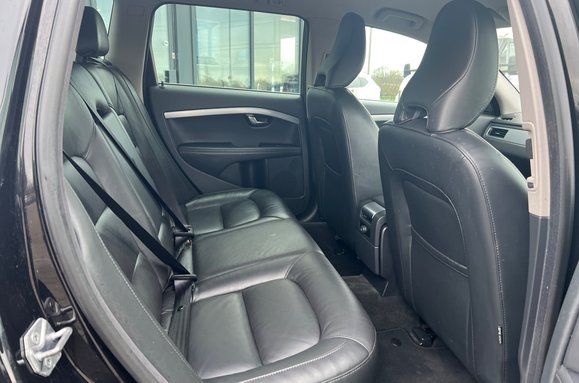 Volvo V70 2.0 D4 SE LUX AUTOMATIC ESTATE 23