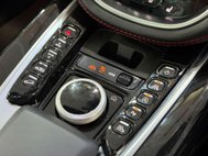 Aston Martin DBX 4.0 V8 SUV 5dr Petrol Auto 4WD Euro 6 (s/s) (550 ps) 51