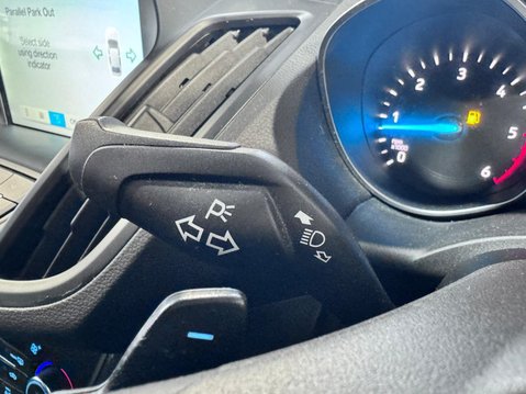 Ford Kuga 1.5 TDCi Titanium Powershift Euro 6 (s/s) 5dr 28