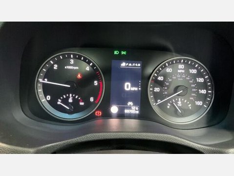 Hyundai TUCSON 2.0 CRDi Blue Drive Premium SE Euro 6 (s/s) 5dr 7