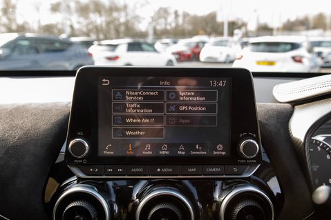 Nissan Juke DIG-T TEKNA PLUS 23