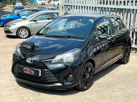 Toyota Yaris VVT-I ACTIVE 6