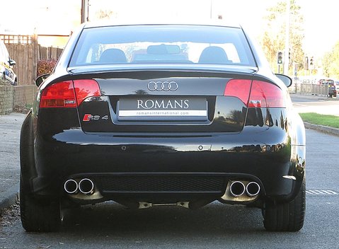 Audi RS4 Saloon 5