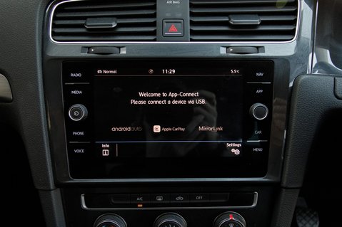 Volkswagen Golf SE NAVIGATION TSI BLUEMOTION TECHNOLOGY 26