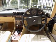 Mercedes-Benz SL Series 380 SL 32