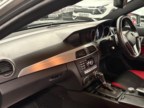 Mercedes-Benz C Class 6.3 C63 V8 AMG Edition 125 SpdS MCT Euro 5 2dr 9