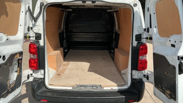 Vauxhall Vivaro LWB L2H1 Low Roof 2900 Air Con Sensors EURO 6 NO VAT 5