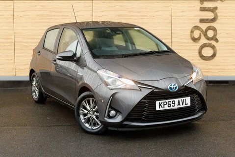 Toyota Yaris VVT-I ICON 1