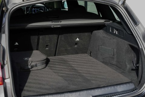 Mercedes-Benz C Class 2.0 C 300 E AMG Line Premium + A 5dr 17