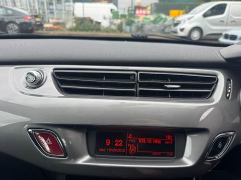 Citroen C3 1.2 PureTech Exclusive Euro 6 (s/s) 5dr 24