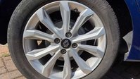 Renault Clio 1.6 E-TECH evolution Hatchback 5dr Petrol Hybrid Auto Euro 6 (s/s) (145 ps) 13