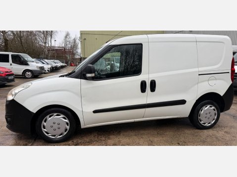 Vauxhall Combo 1.3 CDTi 2000 ecoFLEX 16v Panel Van 3dr Diesel Manual FWD L1 H1 (126 g/km, 23