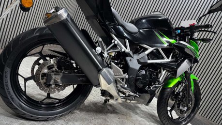 Kawasaki Z 2023 125CC NAKED BIKE MOT 10/27 WARRANTY SERVICED 1 OWNER 17
