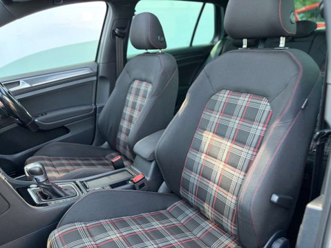 Volkswagen Golf 2.0 Golf GTi Performance TSi Semi-Auto 5dr 59