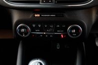 Ford Focus TITANIUM 34