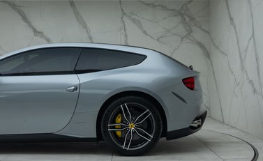 Ferrari FF 43