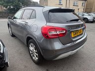 Mercedes-Benz GLA GLA 200 SE EXECUTIVE 6