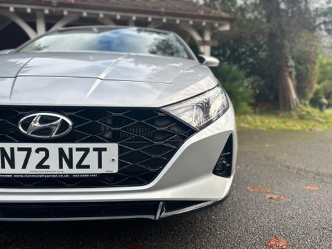 Hyundai i20 T-GDI PREMIUM MHEV 44