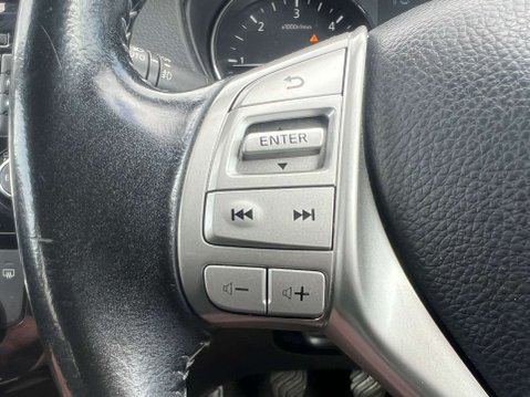 Nissan Qashqai 1.5 Qashqai N-Connecta dCi 5dr *NATIONAL DELIVERY* 25