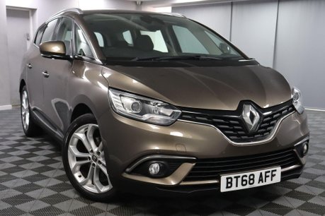 Renault Grand Scenic ICONIC TCE 7