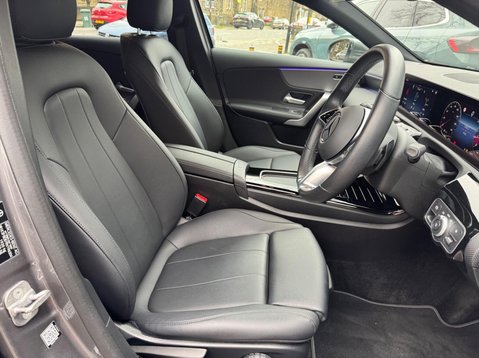 Mercedes-Benz A Class A 180 SPORT EXECUTIVE MHEV 13