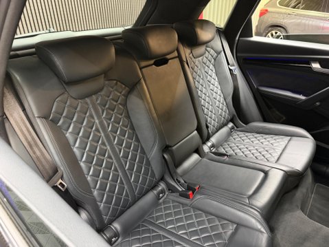 Audi Q5 2.0 TDI 40 Edition 1 S Tronic quattro Euro 6 (s/s) 5dr 46