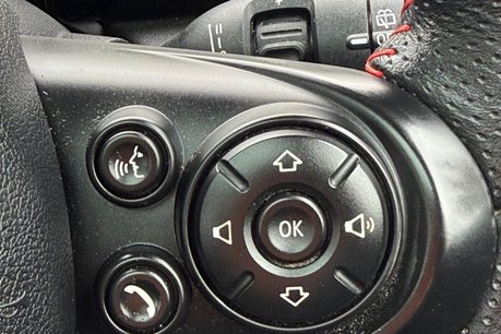 Mini Hatch COOPER 31