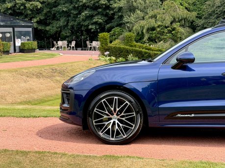 Porsche Macan S PDK 32