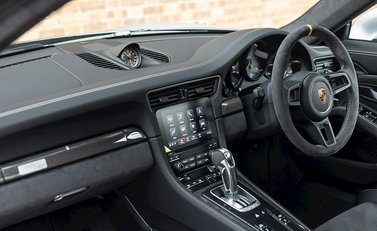 Porsche 911 (991.2) GT3 RS Weissach 16