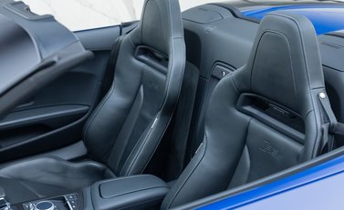 Audi R8 V10 PERFORMANCE CARBON BLACK SPYDER 38