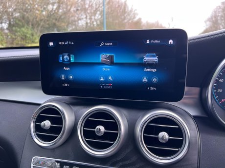 Mercedes-Benz GLC 2.0 GLC300d AMG Line (Premium) Coupe G-Tronic+ 4MATIC Euro 6 (s/s) 5dr 77