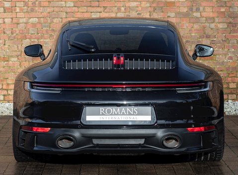 Porsche 911 Carrera 4S (992) 5