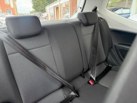 Volkswagen Up 1.0 Move up! Euro 5 3dr 21